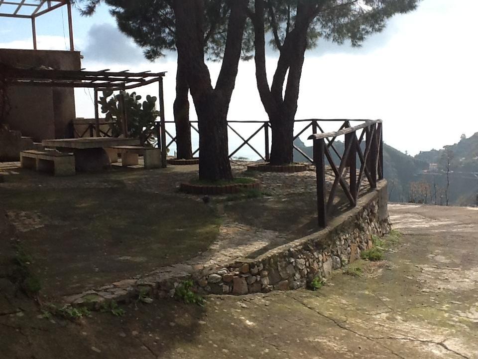 Rifugio Dei Tre Pini *